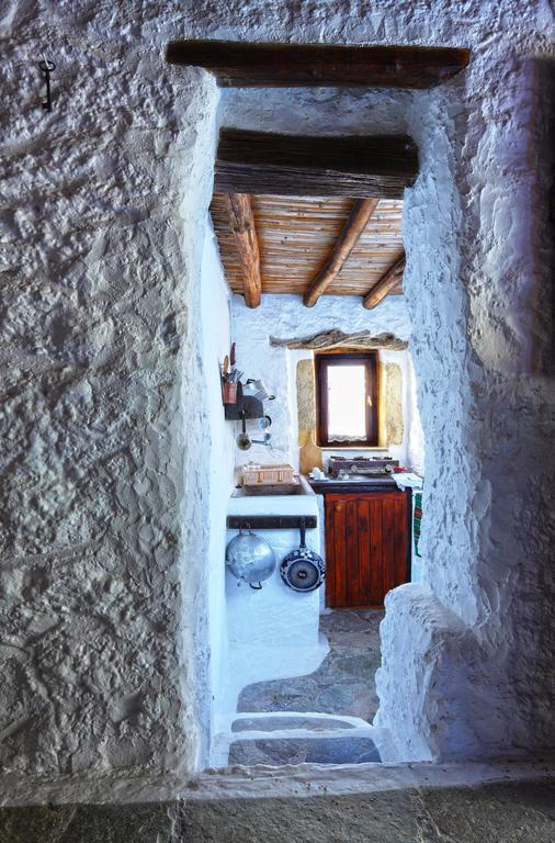 Aspros Potamos Apart otel Makrýgialos Oda fotoğraf