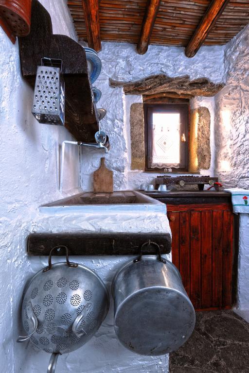 Aspros Potamos Apart otel Makrýgialos Oda fotoğraf