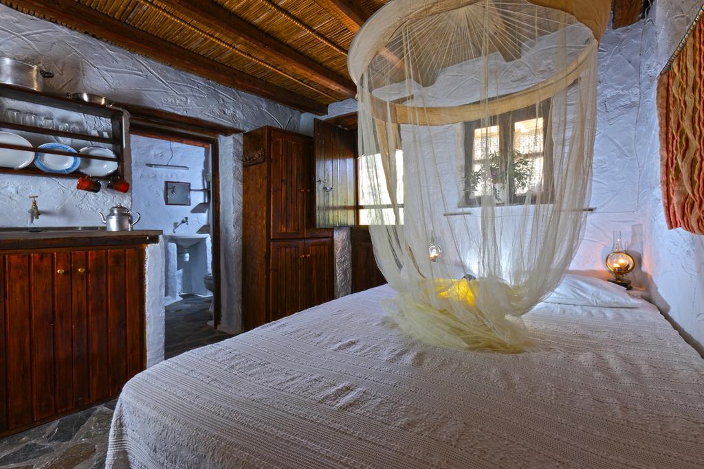 Aspros Potamos Apart otel Makrýgialos Oda fotoğraf
