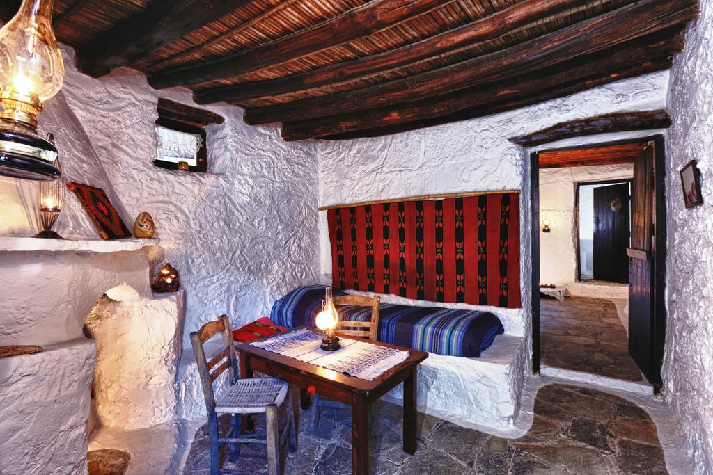 Aspros Potamos Apart otel Makrýgialos Oda fotoğraf
