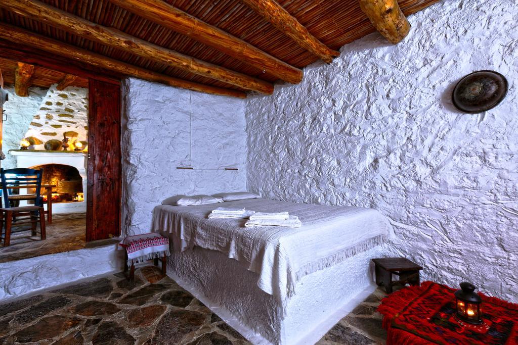 Aspros Potamos Apart otel Makrýgialos Oda fotoğraf