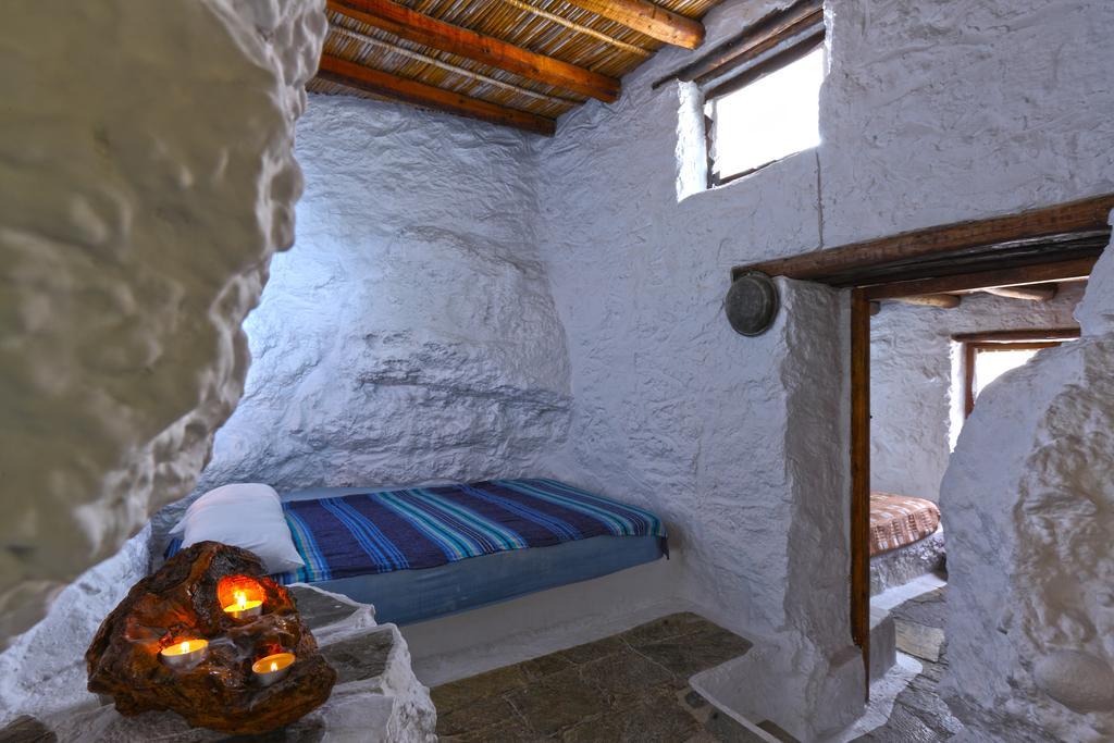 Aspros Potamos Apart otel Makrýgialos Oda fotoğraf