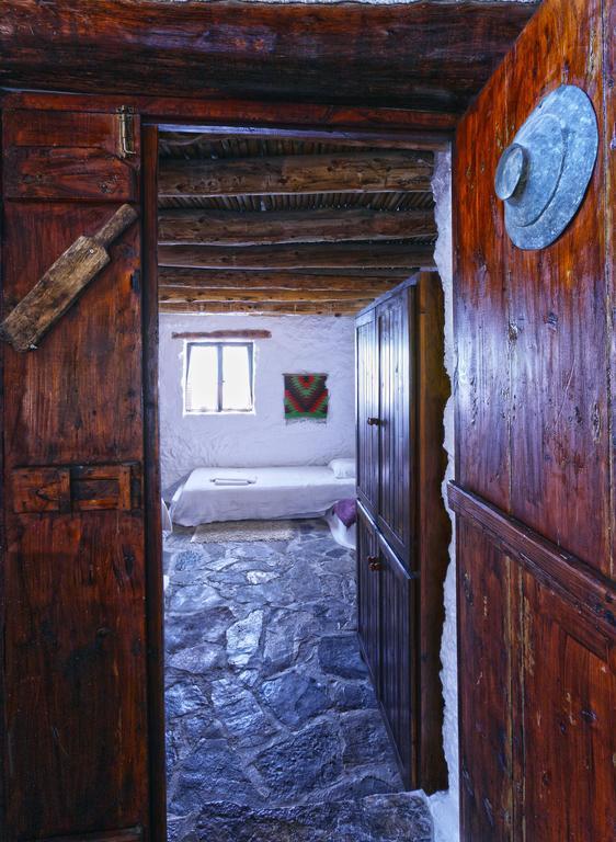 Aspros Potamos Apart otel Makrýgialos Oda fotoğraf