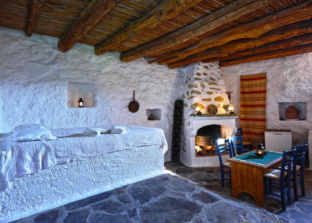 Aspros Potamos Apart otel Makrýgialos Oda fotoğraf