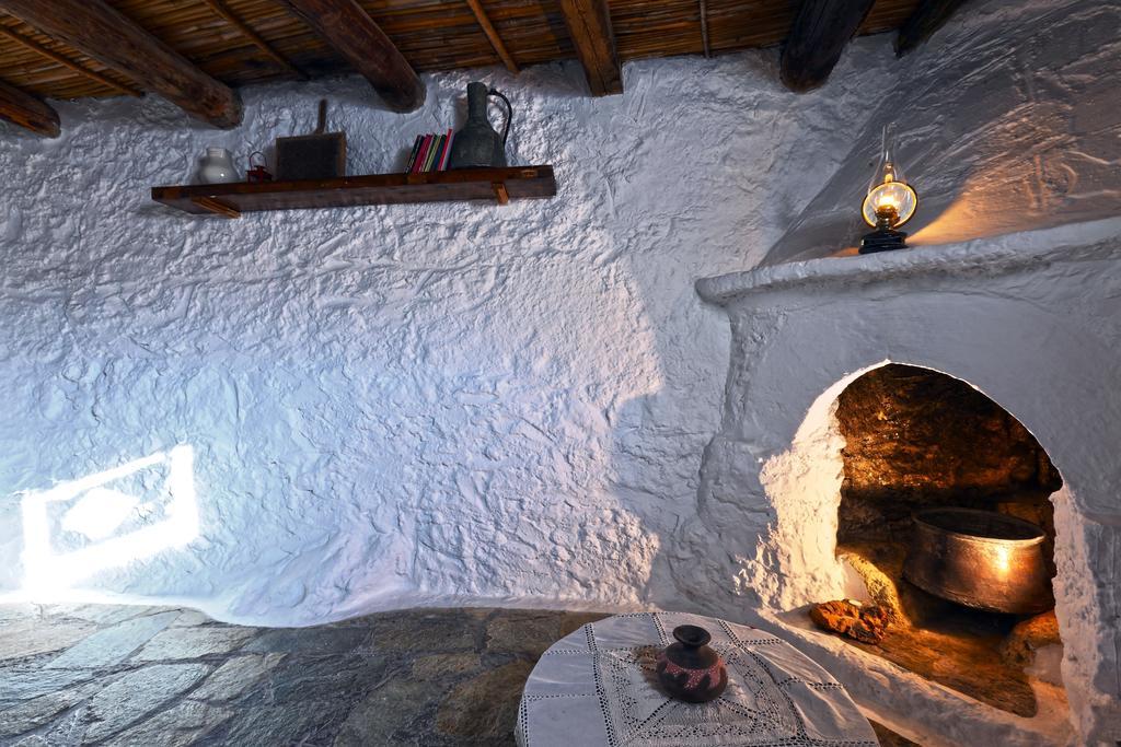Aspros Potamos Apart otel Makrýgialos Oda fotoğraf