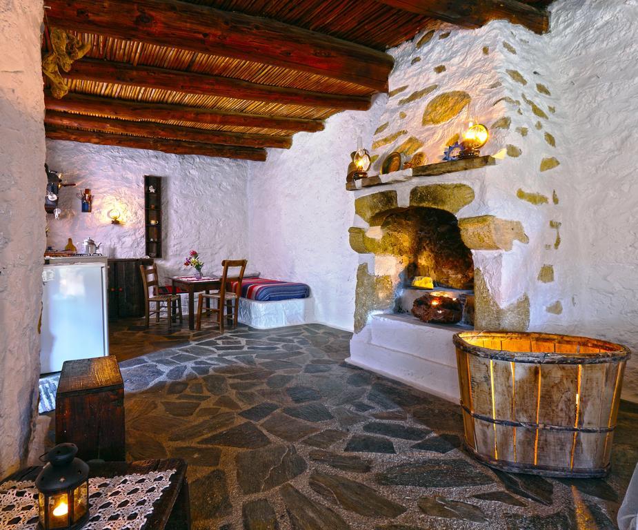 Aspros Potamos Apart otel Makrýgialos Oda fotoğraf